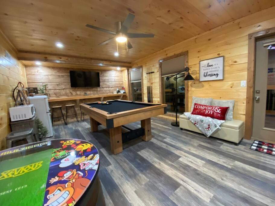 פיג'ן פורג' The Grand Tennessean Cabin- Four Bedroom Luxury Cabin In The Mountains מראה חיצוני תמונה