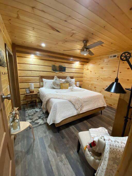 פיג'ן פורג' The Grand Tennessean Cabin- Four Bedroom Luxury Cabin In The Mountains מראה חיצוני תמונה